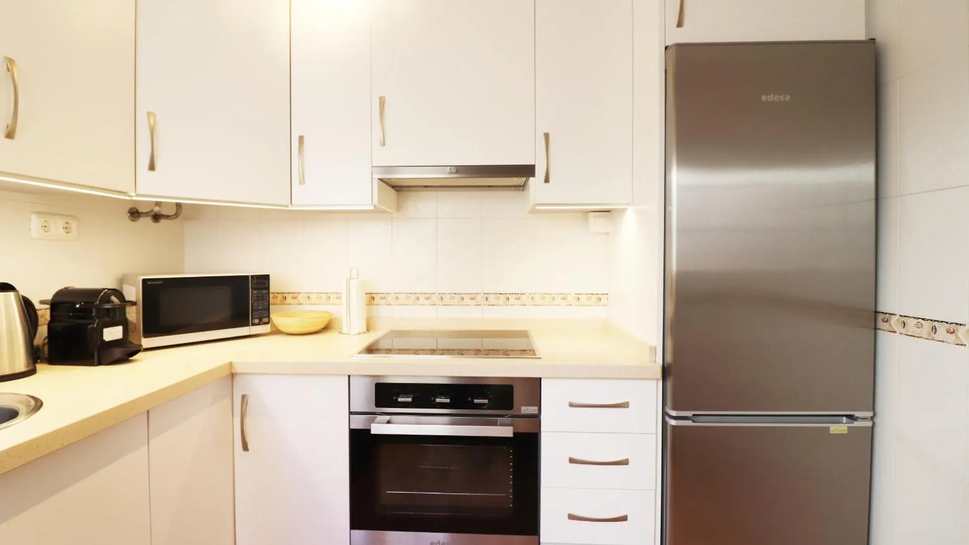 1034 Apartment Pescia Nerja Spain